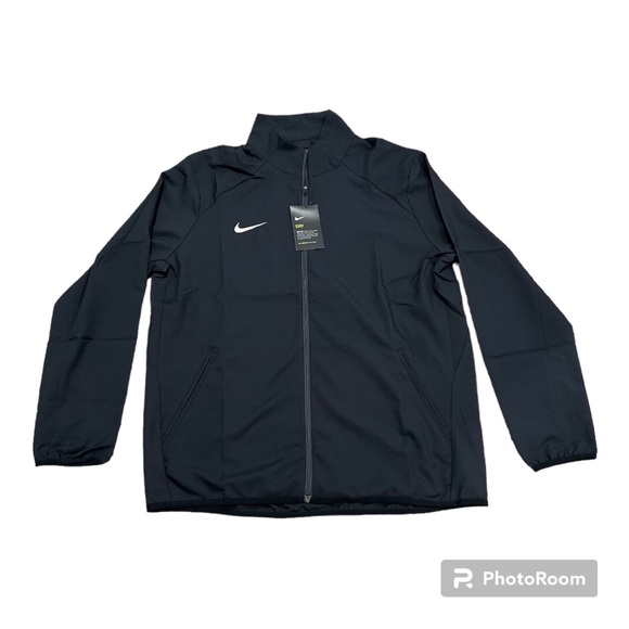 Nike Other - Nike Dri-Fit Windbreaker Light weight Training Jacket Size Men’s Large